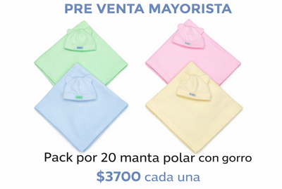 Pack X20  Manta polar con gorro $3700